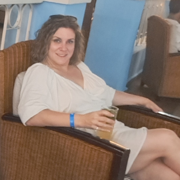 Meet your Posher, Natacha - Picture 2 of 2